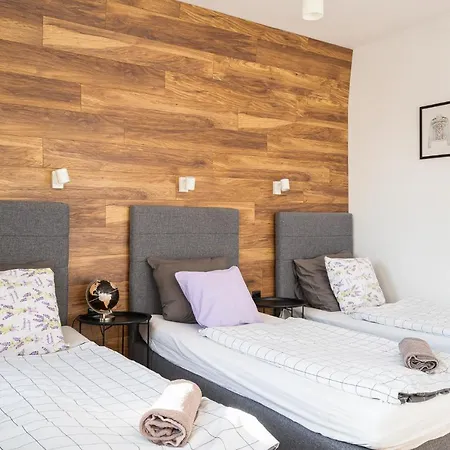 Solny Square 3* Wrocław