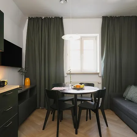Apartament Solny Square 3*