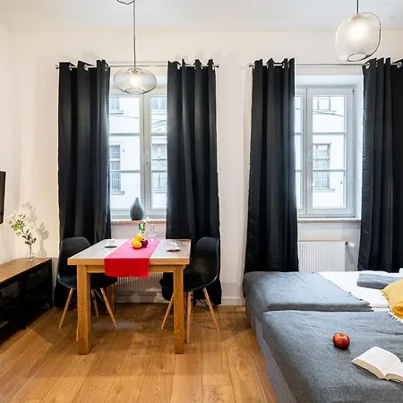 Solny Square Apartament 3*