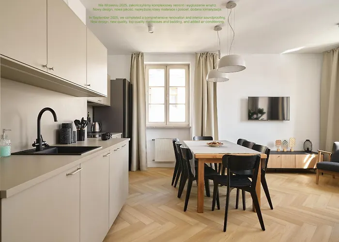 Apartment Solny Square 3*