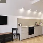 شقة Leoapart Solny Square