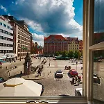 Leoapart Solny Square 3*