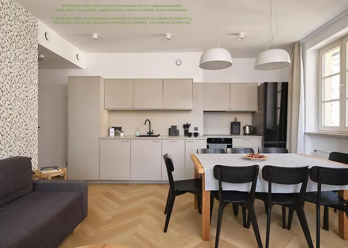 Leoapart Solny Square Appartamento