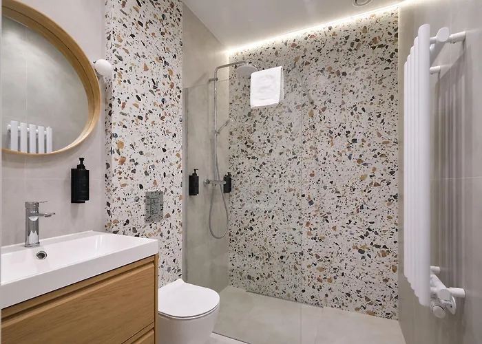 Leoapart Solny Square